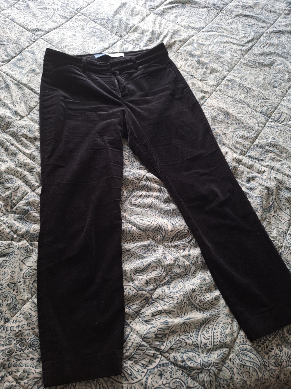 Old Navy Black Velour Pixie Skinny Pants